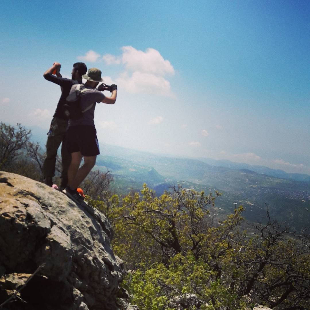 “The best view comes after the hardest climb.”@andrenoelghanem  nature ... (Arz el Bâroûk)