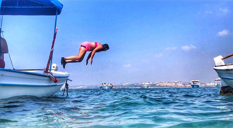 The big blue is calling 🤸🏻‍♂️  jumping  swimming  mediterranean  sea ... (صور - مدينة الأبجدية)