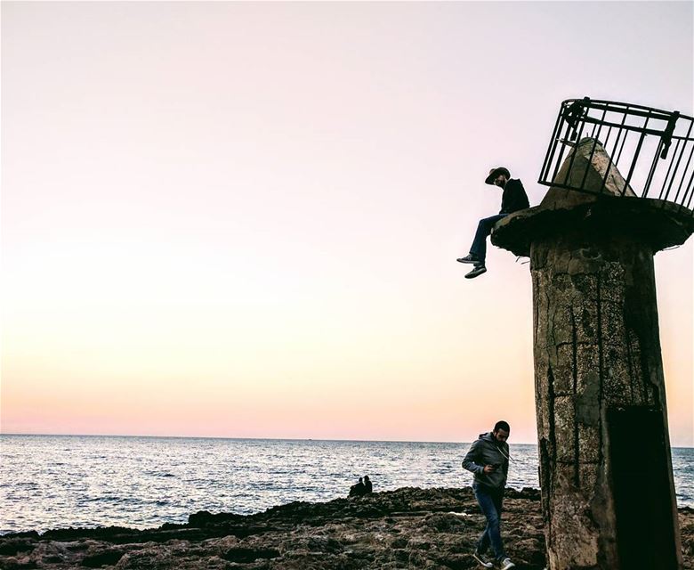 The boys❤️...and some random couple batroun  livelovebatroun ... (Al Batrun, Liban-Nord, Lebanon)