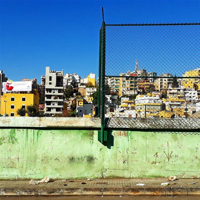 🇱🇧 The city behind the wall  uglybeirut  uglycity  beirut  lebanon ... (Achrafieh, Lebanon)