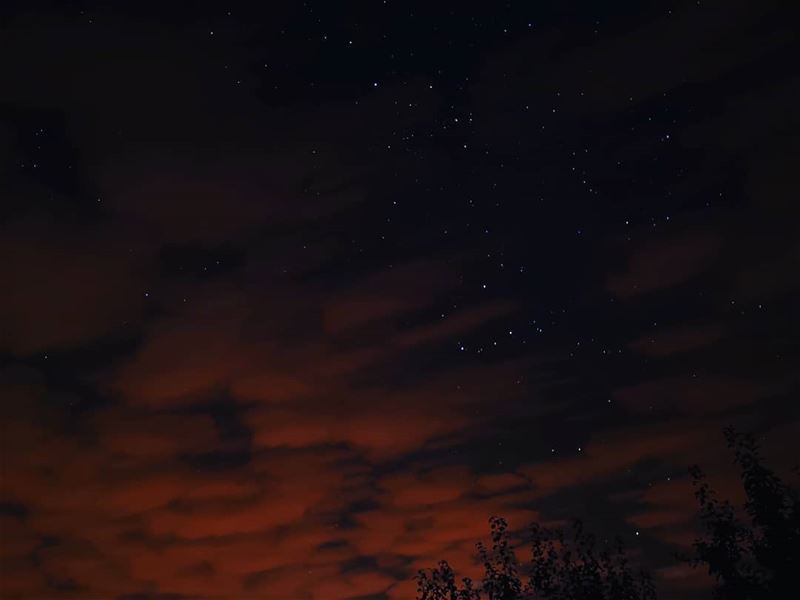 The darkest nights produce the brightest stars 🌑🌠⭐🌟... akoura... (Akoura, Mont-Liban, Lebanon)
