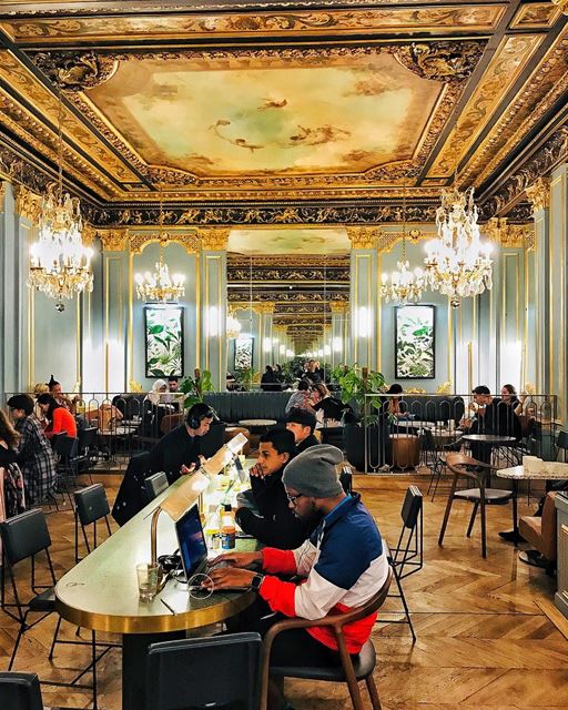 The fanciest Starbucks. I am in love!.... paris  france  popcorn961 ... (Starbucks France)