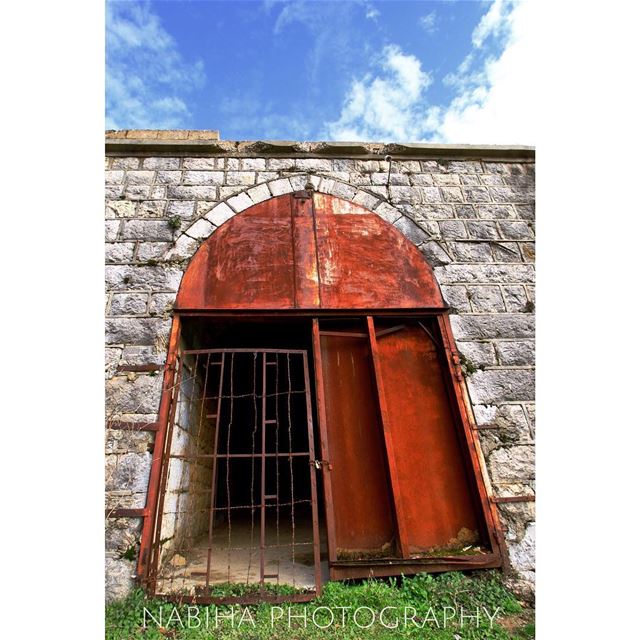 The Gate walk  vintage  tripoli  gate  photography  tower  arch ...