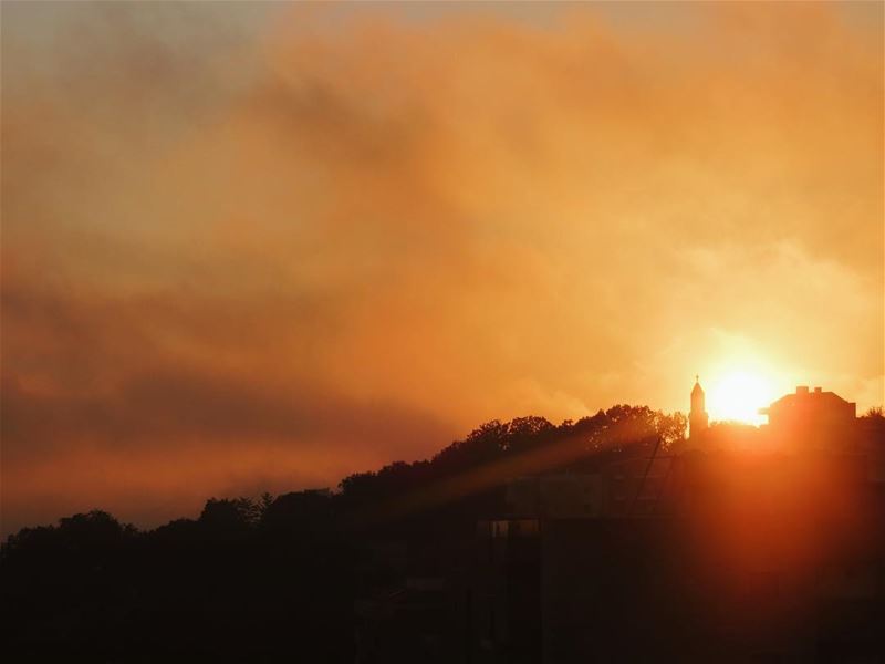 The Golden Hour ✨ vsco vscocam instalebanon lebanonspotlights... (Klayaat)