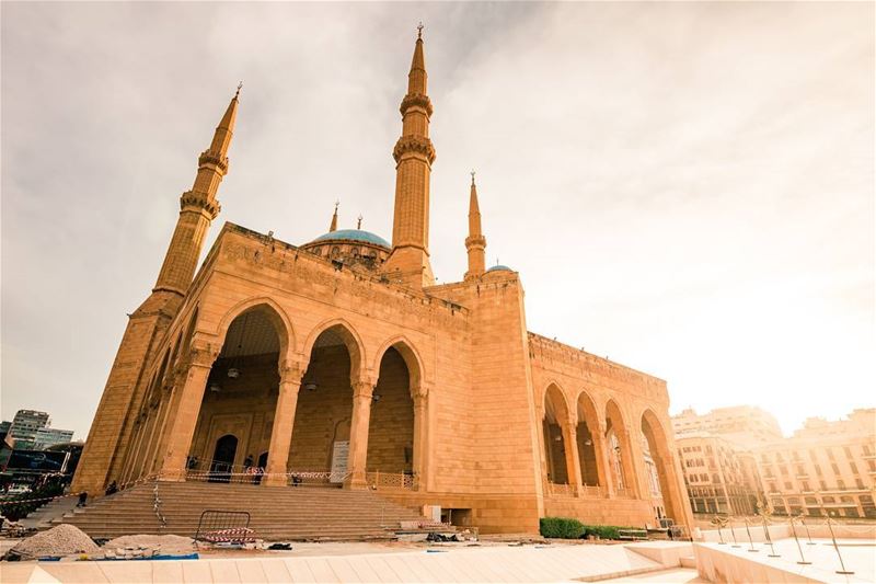 The great mosque of Mohammad Al-Amin, also known as the Blue Mosque, in... (Masjed Mohammad Al-Amine)