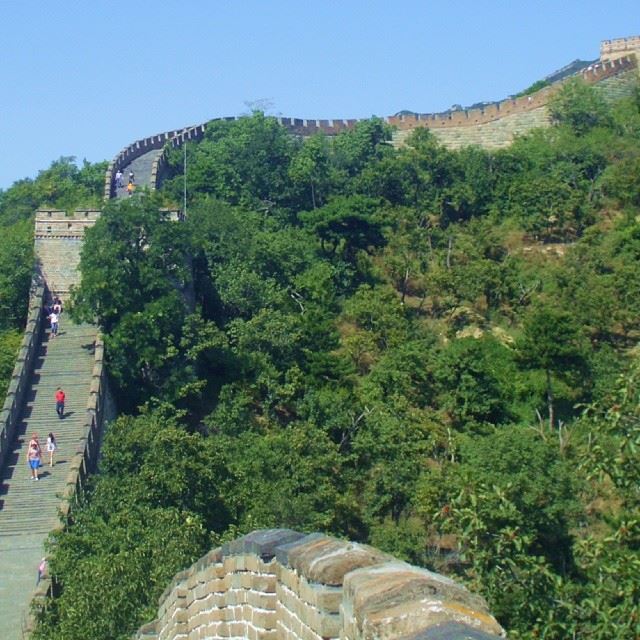 The great wall of China....super majestic! Great_wall_of_China  chinese ...
