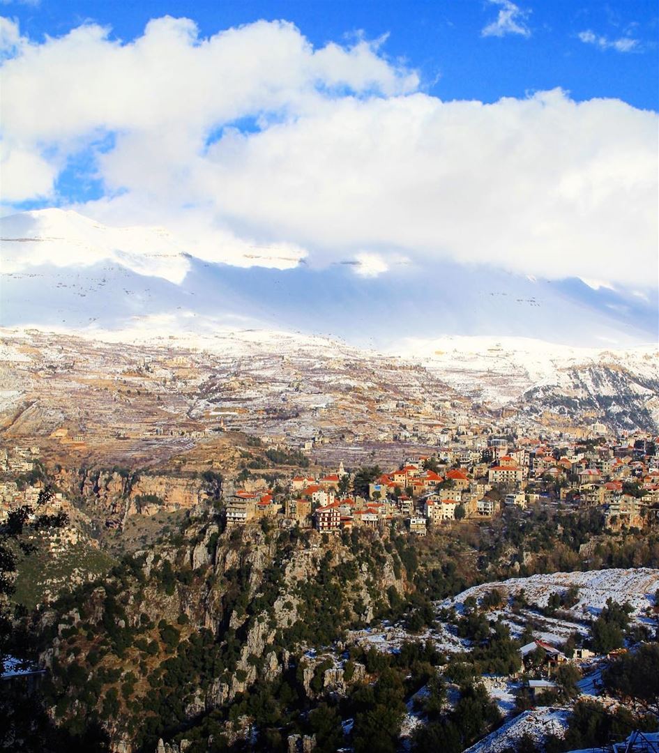 The greatest is able to make magic happen.🏔 landscape  earth ... (Bsharri, Lebanon)