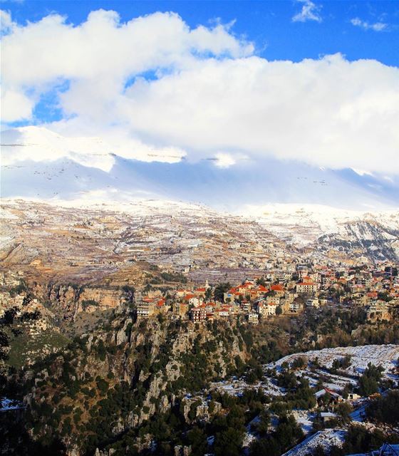 The greatest is able to make magic happen.🏔 landscape  earth ... (Bsharri, Lebanon)