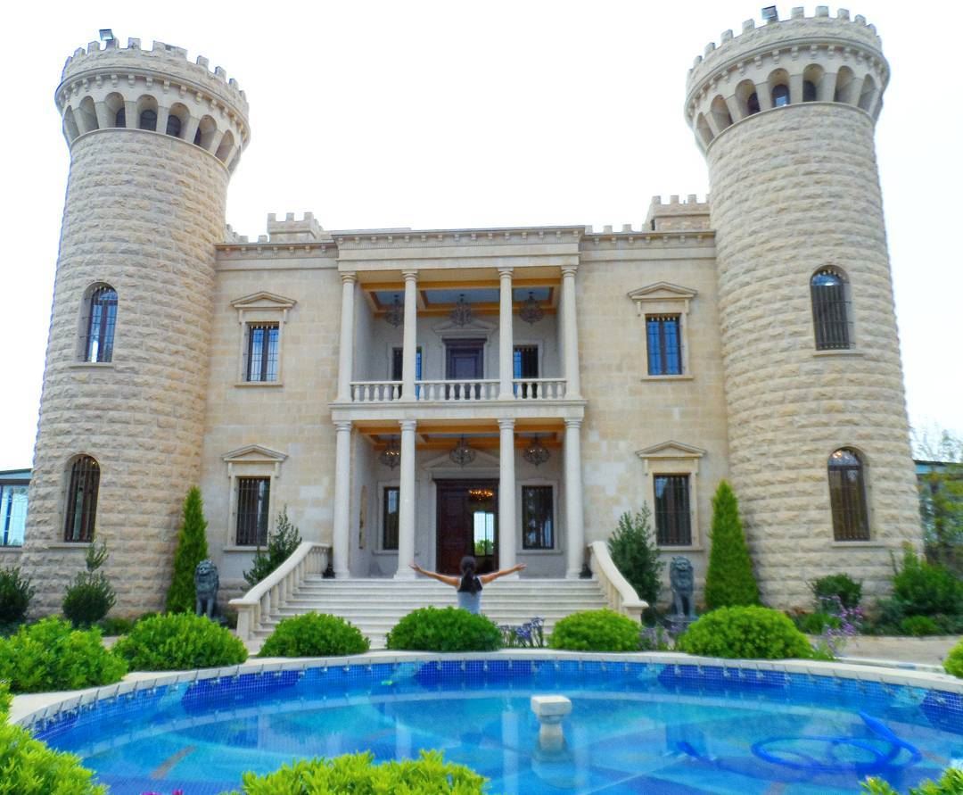 The hightower castle 🇱🇧🇱🇧❤❤ discoverlebanon  explorelebanon ... (Baisour, Mont-Liban, Lebanon)