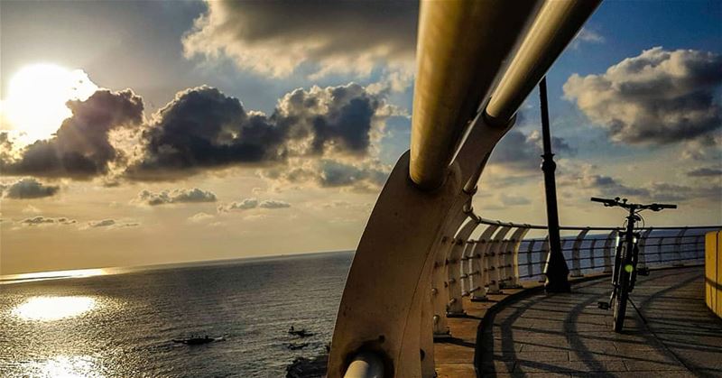 The Horizon bent for Us to meet....☀️🚲.. meeting sunset mybike... (Beirut, Lebanon)