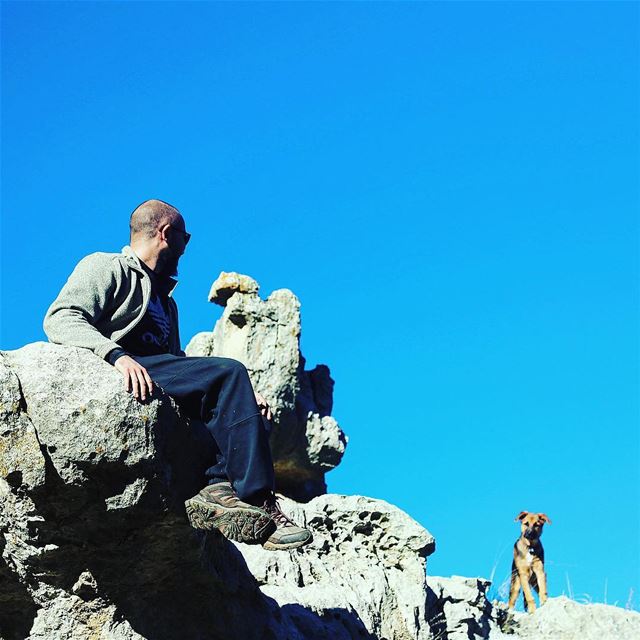 The king got my back  ollytheking  lifehappensoutdoors  hiking ... (El Qammoûaa)