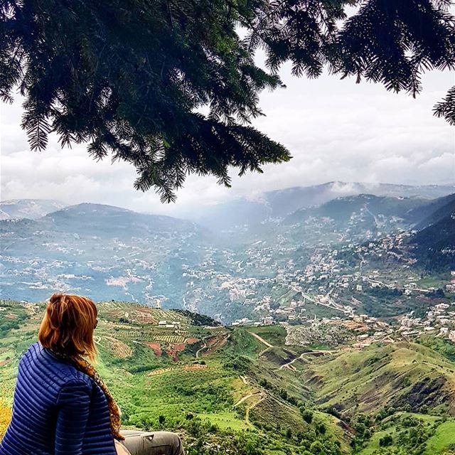 The magic of nature 💚🙏💚spring greenery mountains view relaxingview... (El Qammoûaa)