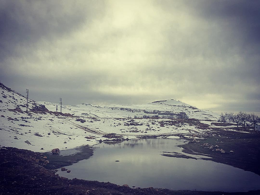 The mountains are calling and I must Go 🌬🗻@livelovesannine Photo... (Sannin, Mont-Liban, Lebanon)