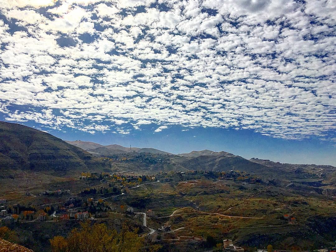 The mountains of  lebanon underneath the  cotton  clouds  mountlebanon ✌🏼� (Faraya, Mont-Liban, Lebanon)
