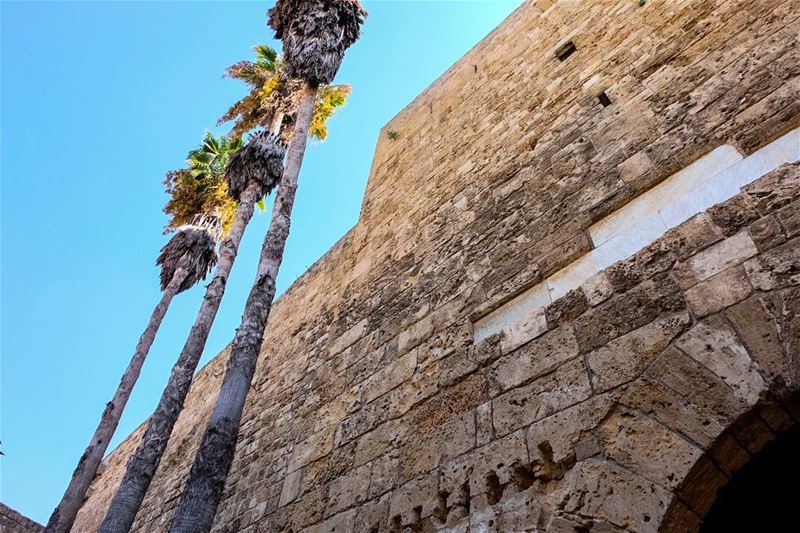 //The optimism of an endless horizon and blue skies ahead// lebanon... (Tripoli, Lebanon)