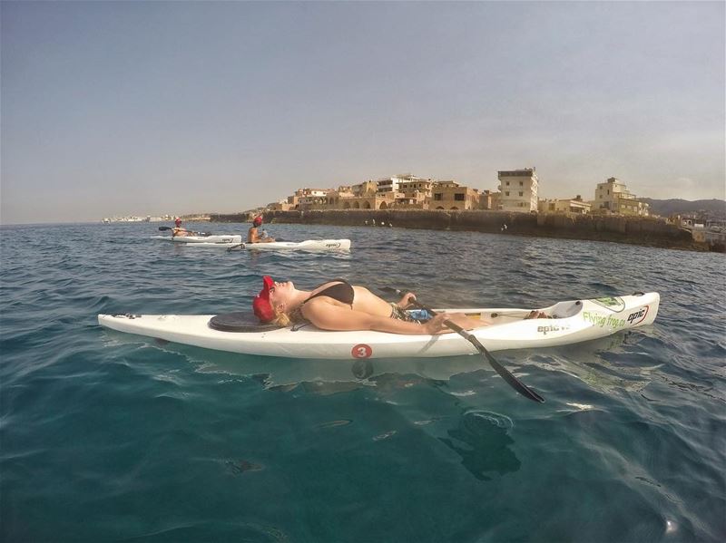 The perfect spot for a rest in front of Batroun city before continuing our... (Batroûn)