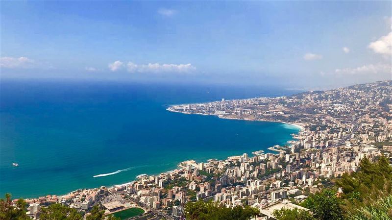The Poetry of earth is never dead cantgetenoughofthisview mylebanon... (Harîssa, Mont-Liban, Lebanon)