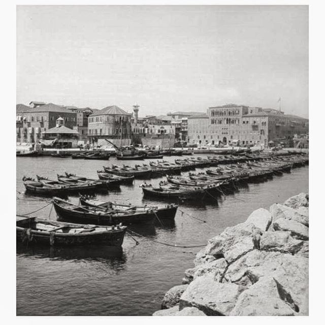 The Port Of Beirut And Khan Antun Beik In 1912 .