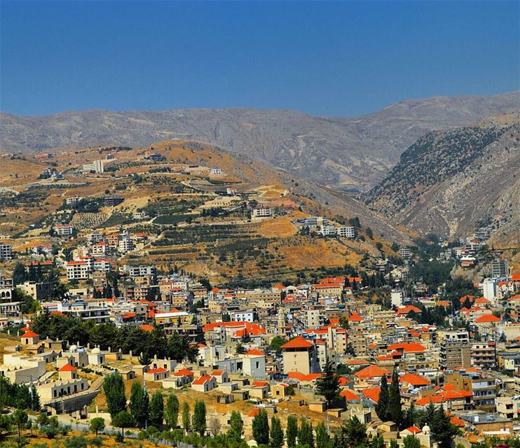 The red-roofed city of zahle  houses  village  zahle  bekaa  redroof ...