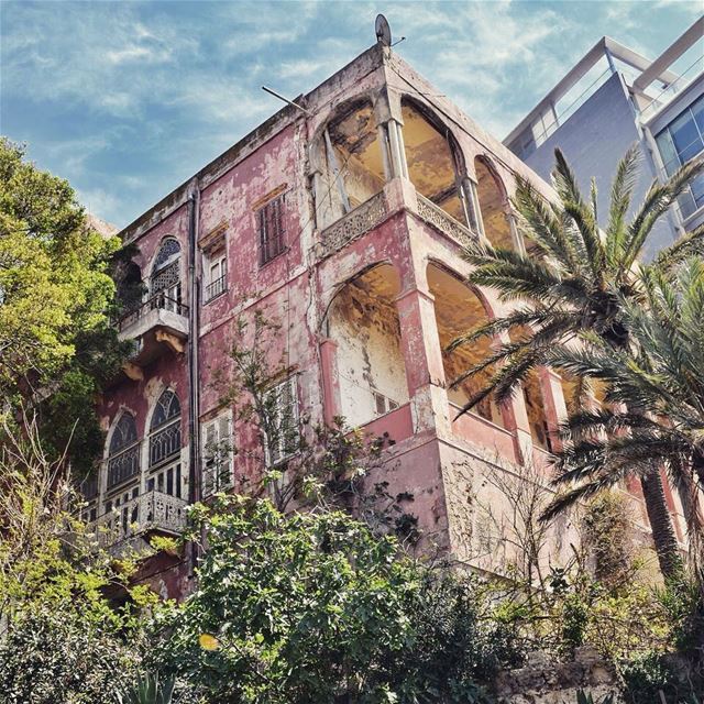 The Rose House, built in 1880 Beirut, Lebanon 🇱🇧 البيت الزهري........ (Ain El Mreisse, Beyrouth, Lebanon)