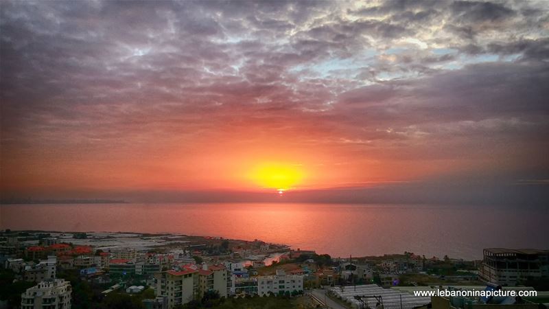 The Storm Ruby of Barbara is Coming (Safra, Lebanon)