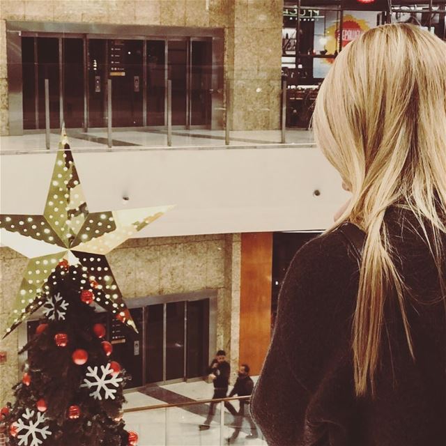 The story of Christmas is a story of Love 🌟💚 missingmylovedones ...... (City Centre Beirut)
