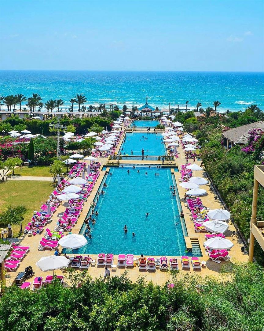 🇱🇧 The summer is coming to Lebanon and nothing better than enjoying the... (Eddésands Hotel & Wellness Resort)