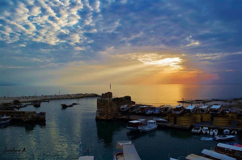 The sun always shines above the clouds...  livelovebeauty  jbeil ... (Jbeil)