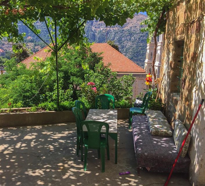 The Terrace 🏡... whatsuplebanon  instagram  lebanon_hdr  wearelebanon... (Baskinta, Lebanon)