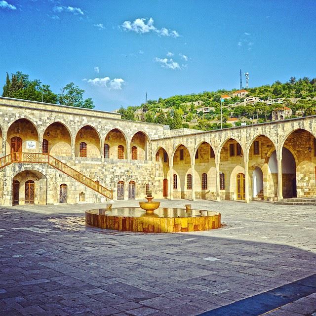 The traditional castle of Beit-el-dînThe lebanese tradition is so amazing... (Beit El Dine)