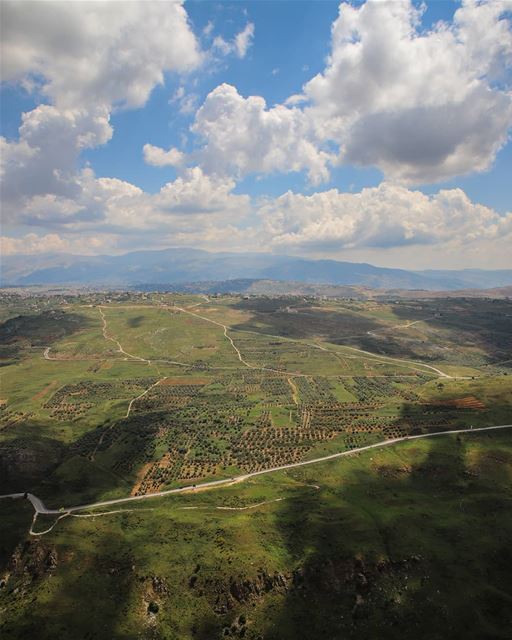 The view from Beaufort castle (قلعة الشقيف) is a must see!!... (Al Shakif)