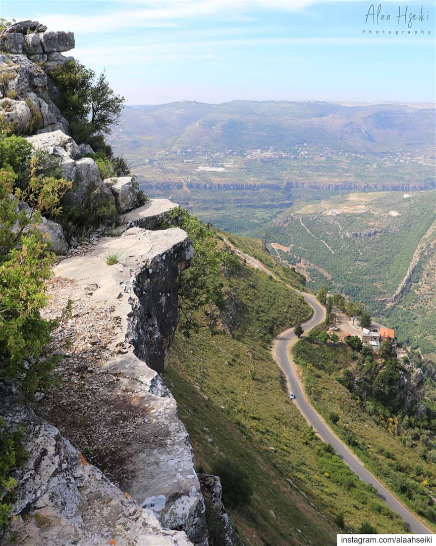 The View is Better Up Here 😎... Hseiki  livelovebeirut  lebanon ... (Dhoûr Beït ed Dîne)