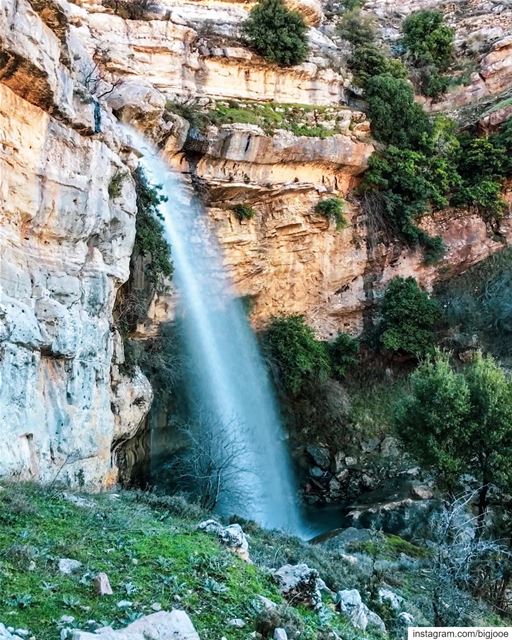 The waterfall winks at every passerby. shotoniphone ..... natgeoshot... (Lebanon)