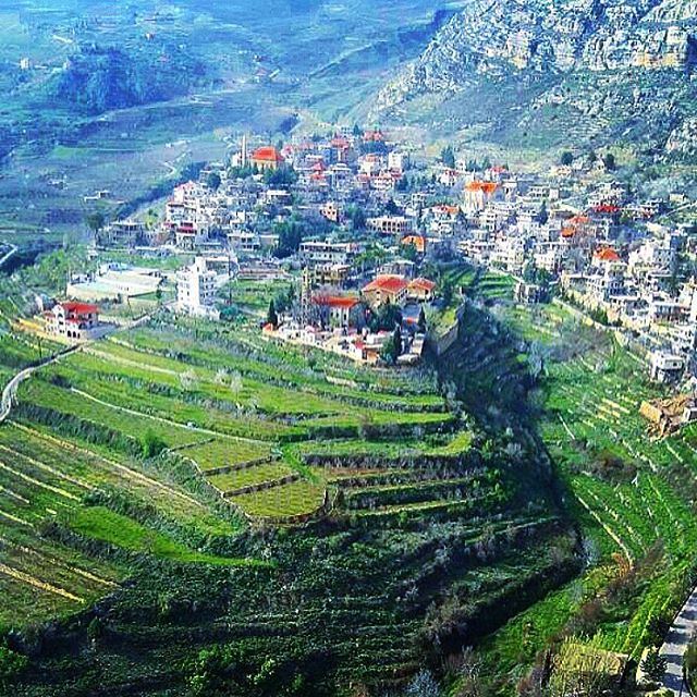 " There Is No Better Designer Than Nature..." whatsuplebanon wearelebanon... (Akoura, Mont-Liban, Lebanon)