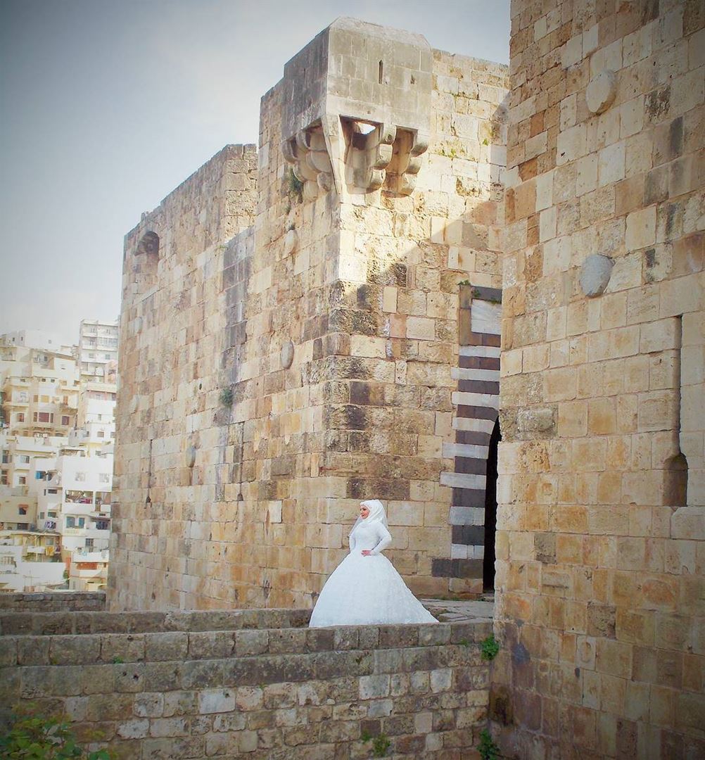 There's a beautiful bride in Tripoli's castle 👰👰👰  LiveLoveLife ... (قلعة طرابلس الأثرية)