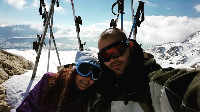 There's always time for a quick  selfie  smile  capture  lebanon  ski ...