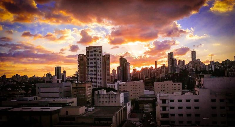 There's nothing called magic. It's either an illusion or a trick. 🌚・・・... (Achrafieh, Lebanon)