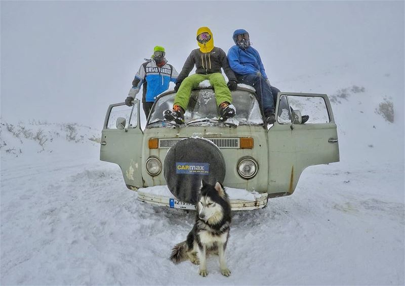 "They hate us cz they ain't us ".... moutainscape  extremehiking ... (Mzaar Kfardebian)