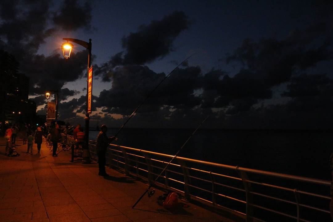 This city has many surprises for you... even when darkness comes! beirut ... (Ain El Mreisse, Beyrouth, Lebanon)