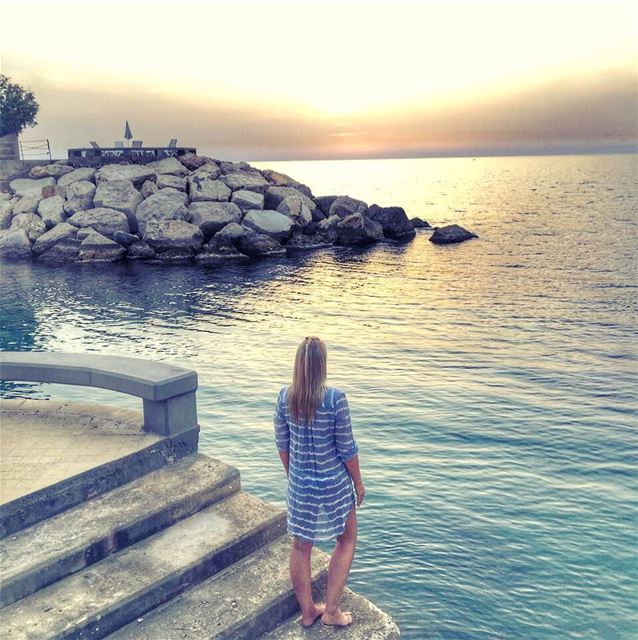 This is a wonderful day. I’ve never seen this one before 💚.. beachdays... (Lebanon)