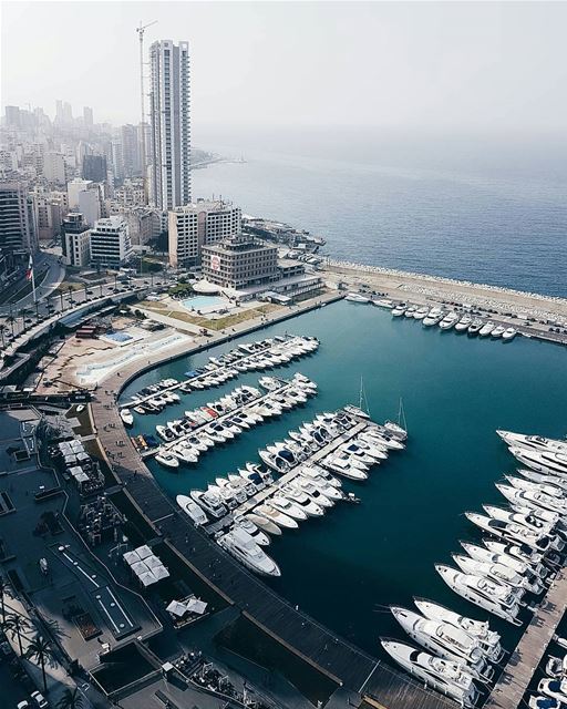 This is the perfect view on Beirut's Zaitunay Bay. 🇱🇧By @widenka ... (Zeitouna Bay, Beirut , Lebanon)