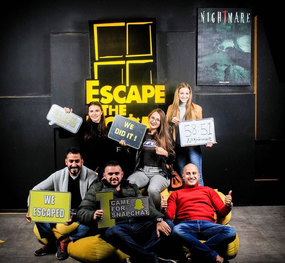 This is what happens when you accidentally meet your cousin in Jordan. ... (Escape The Room Jordan)