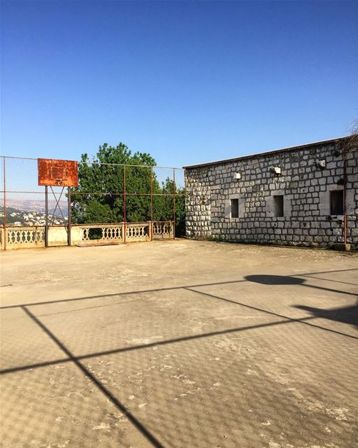 This used to be a playground 🏀  abandoned  abandonedplaces  shadows ... (دير مار شعيا برمانا)