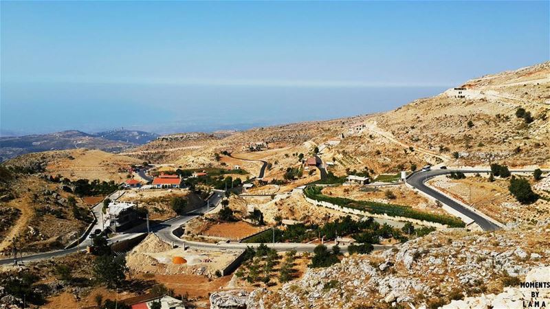This  V I E W 💙 LAMA_YOUSSEF  moments_by_lamayoussef 📍 (Bchennâta, Liban-Nord, Lebanon)