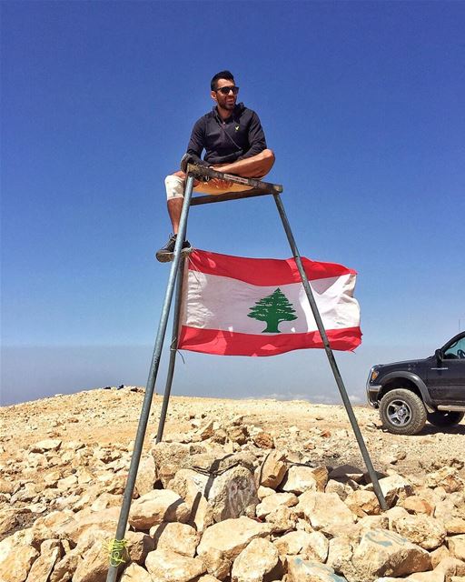  throwback🔙  highestpeakinlebanon  hiking  hikingtrail  hikingday ...