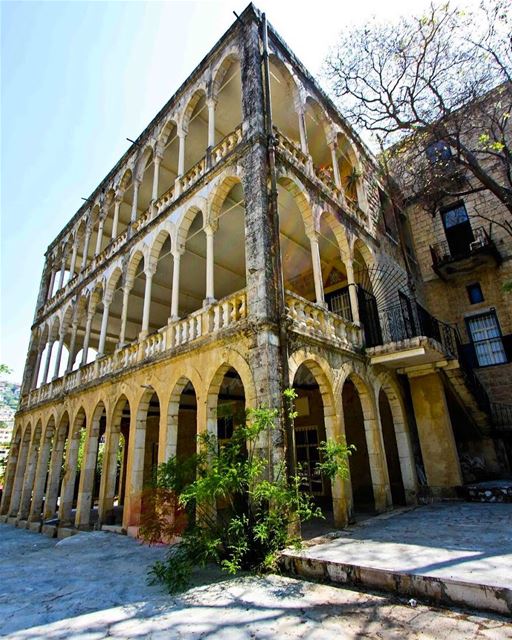 Throwback to ancient architecture 🏛.... livelovejezzine ... (Jezzîne, Al Janub, Lebanon)