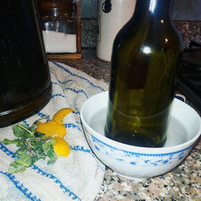 Thyme & Lemon Infused Olive Oil: Instead of throwing away your bottles or... (Beirut, Lebanon)