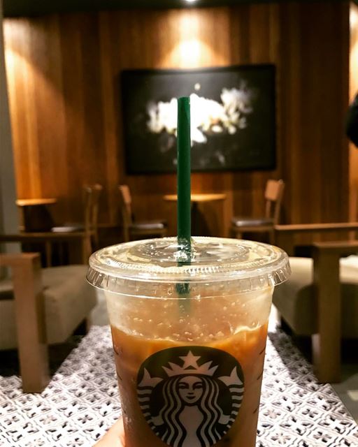 Tic tac tic tac tic tac ⏳☕️ livelovefood  starbucks  beirut  yummylebanon... (Starbucks - Jdita)