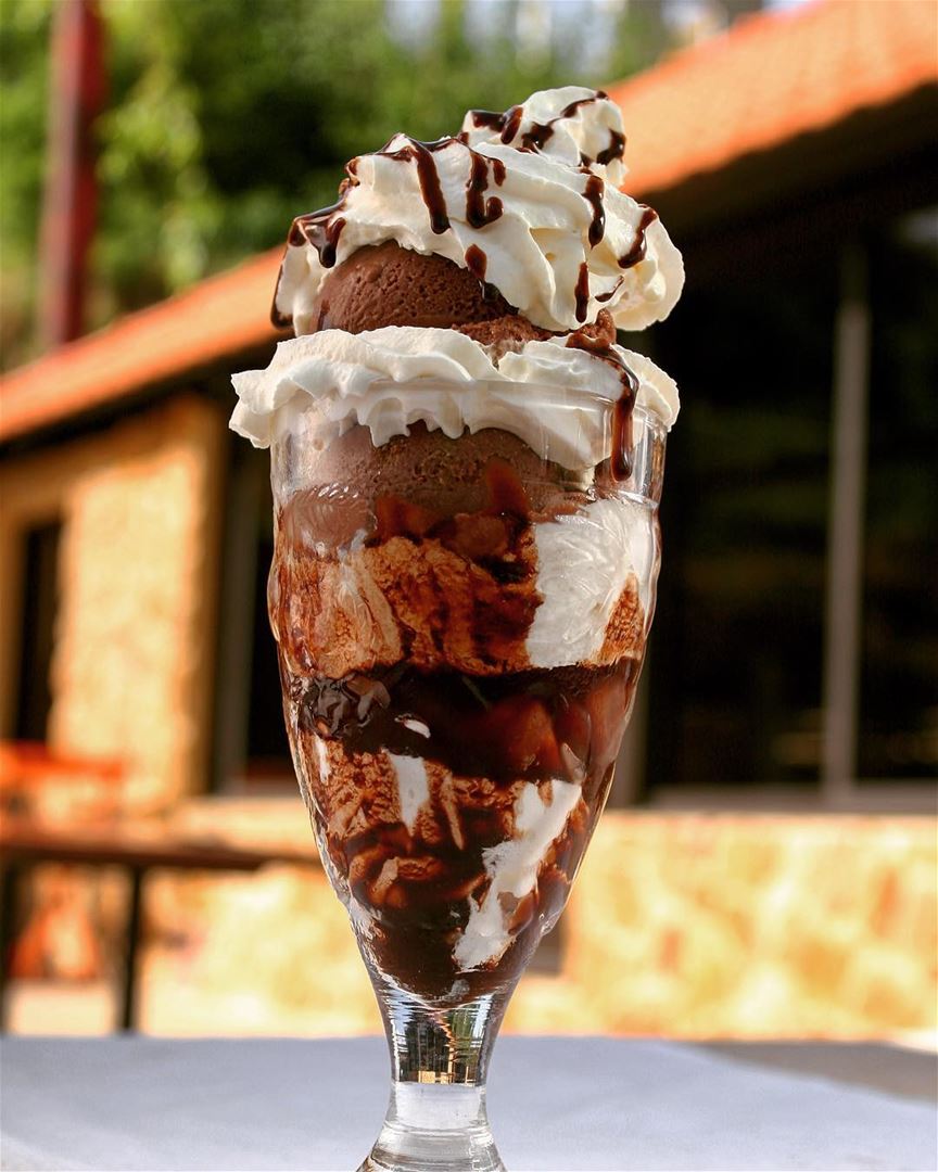 Time for  chocolatmou  icecream  vanilla  chocolate  dessert  cream  syrup...