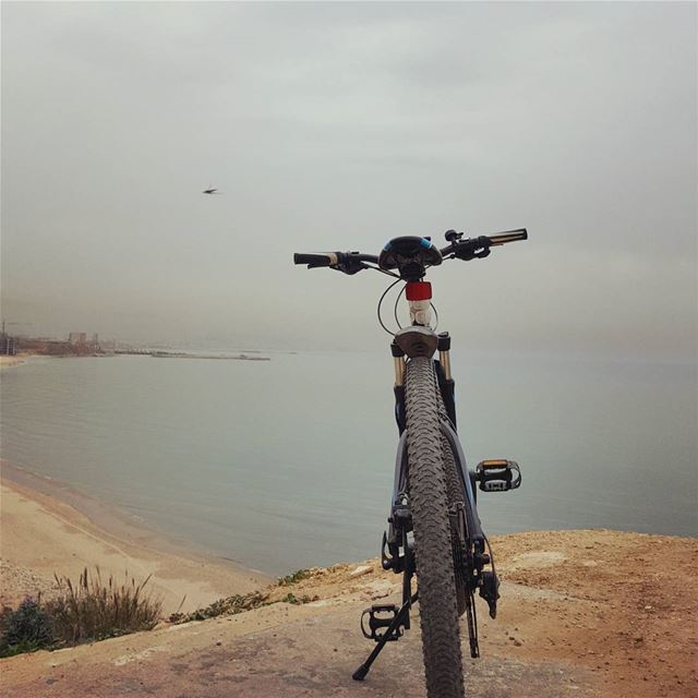Time for contemplation..⭕ ... .............. cycling ... (Beirut, Lebanon)